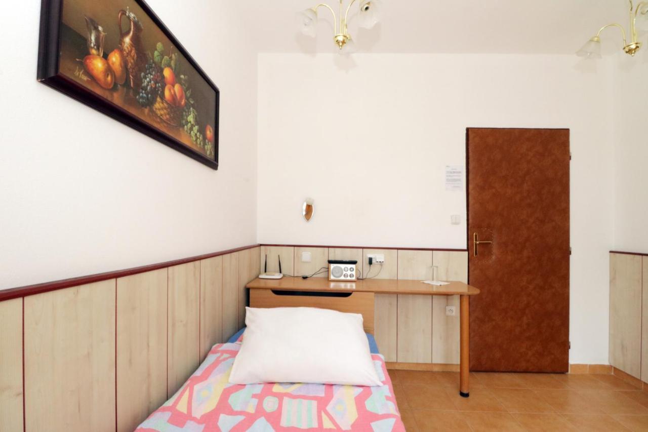 Penzion Hurka Hotel Dolni Libchavy Ngoại thất bức ảnh