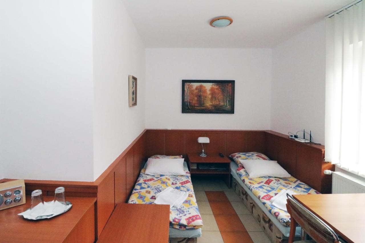 Penzion Hurka Hotel Dolni Libchavy Ngoại thất bức ảnh