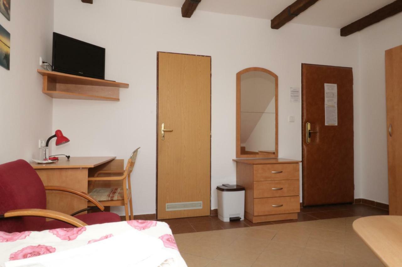 Penzion Hurka Hotel Dolni Libchavy Ngoại thất bức ảnh