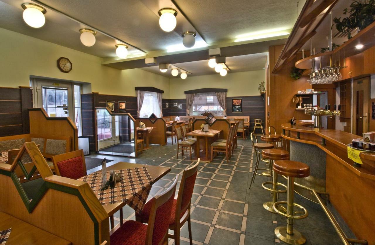 Penzion Hurka Hotel Dolni Libchavy Ngoại thất bức ảnh